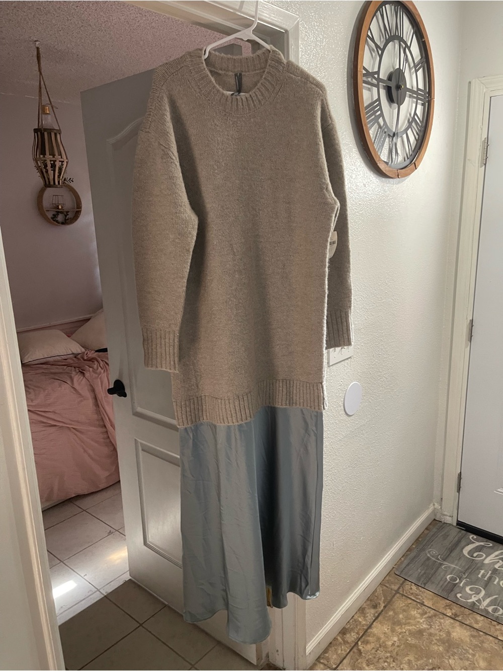 Anthropologie Oversized Crewneck Sweater in Light Beige